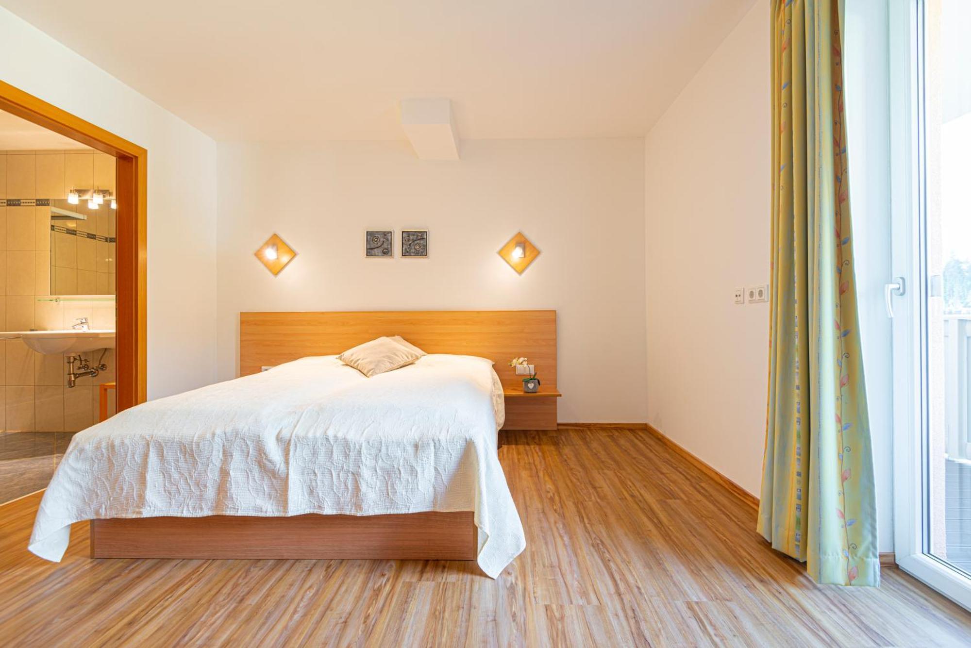 Panorama Spa Lodges Das.Schiller Bad Gastein Bagian luar foto
