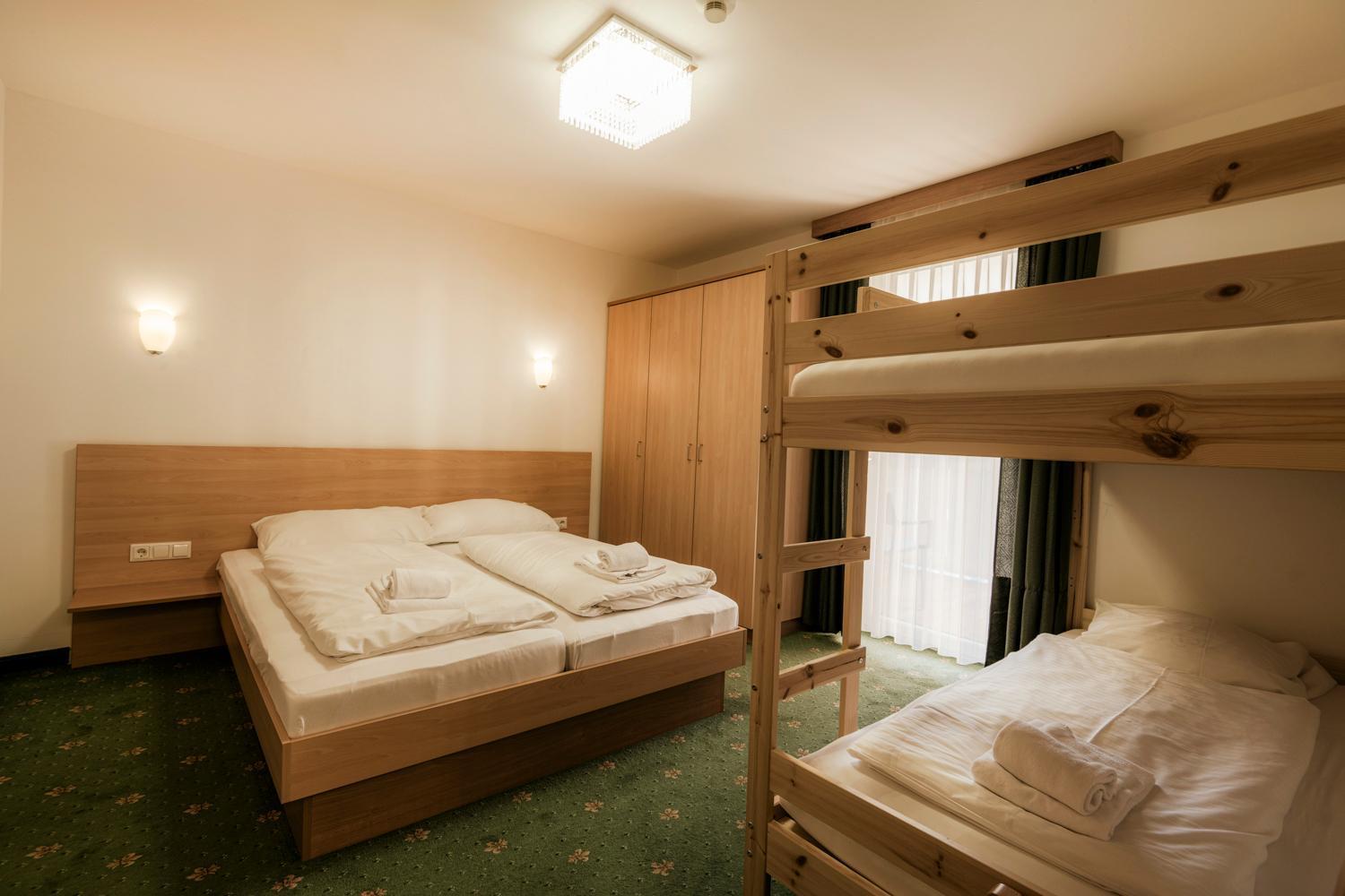 Panorama Spa Lodges Das.Schiller Bad Gastein Bagian luar foto